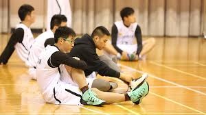 跟队记者：VAR竟然认为米兰对阵帕尔马时的点球是萨56的犯规